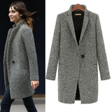 Alida – Classic coat with textured pattern