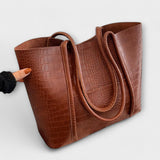 Lora. - Vintage Shoulder Bag